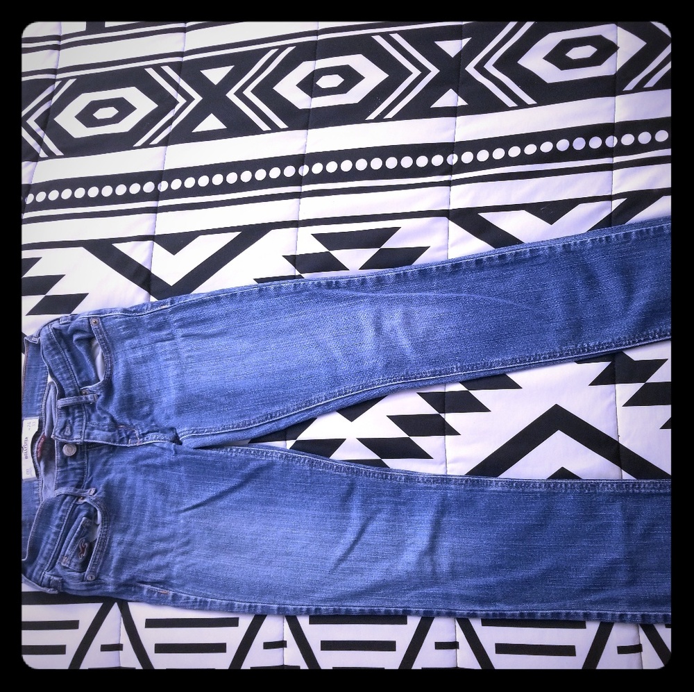 Hollister jeans